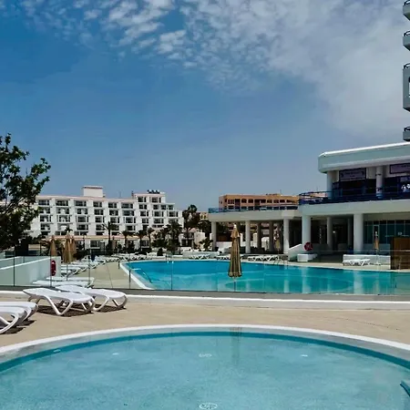 Ocean Paradise Appartamento *